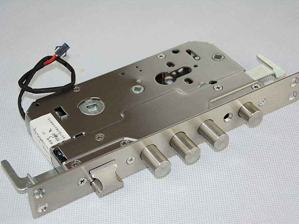 黑河24小时上门开锁公司