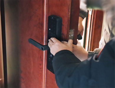 黑河24小时上门开锁公司